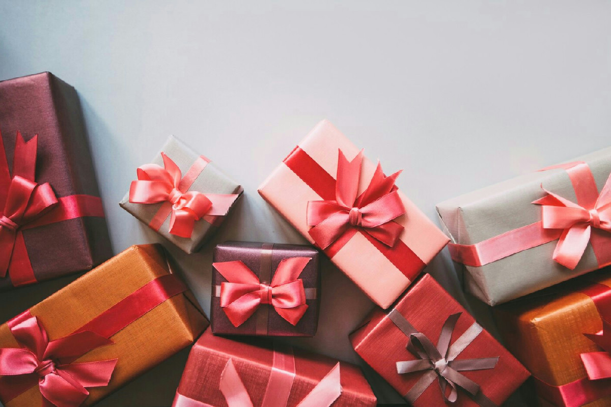 3 idee regalo uniche che ogni persona amerà, rendendo la sua casa festosa e accogliente